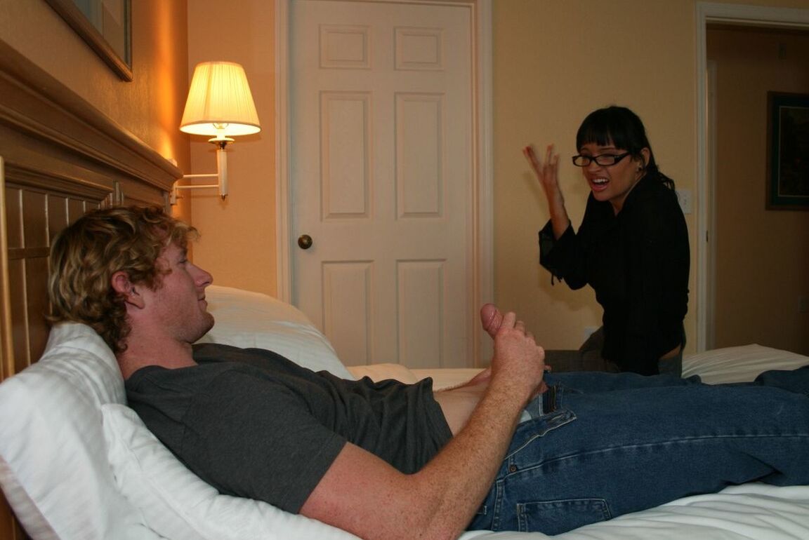 17P Nerdy brunette Angie Noire gives an excellent blowjob to a cute stud