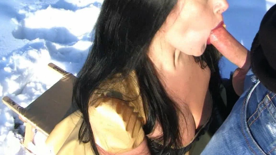 16P Bilder Latex Blowjob
