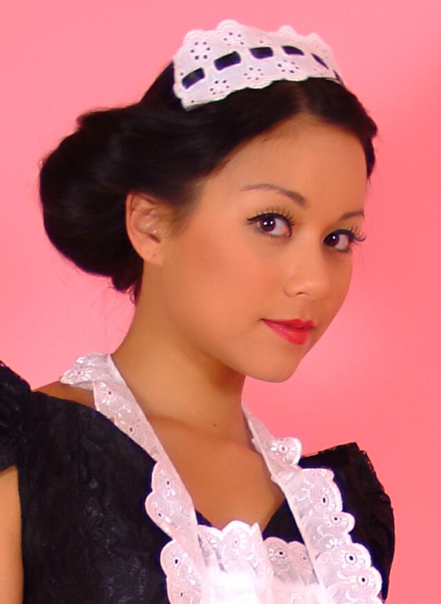 17P Pinup model Petra Lily So doffs her maid outfit to go topless