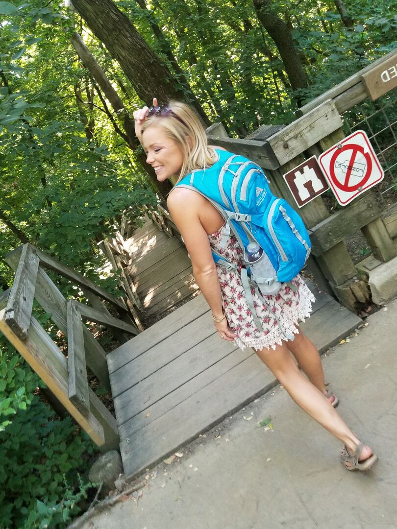 15P Blond amateur Meet Madden strikes hot solo poses in a bikini after backpacking