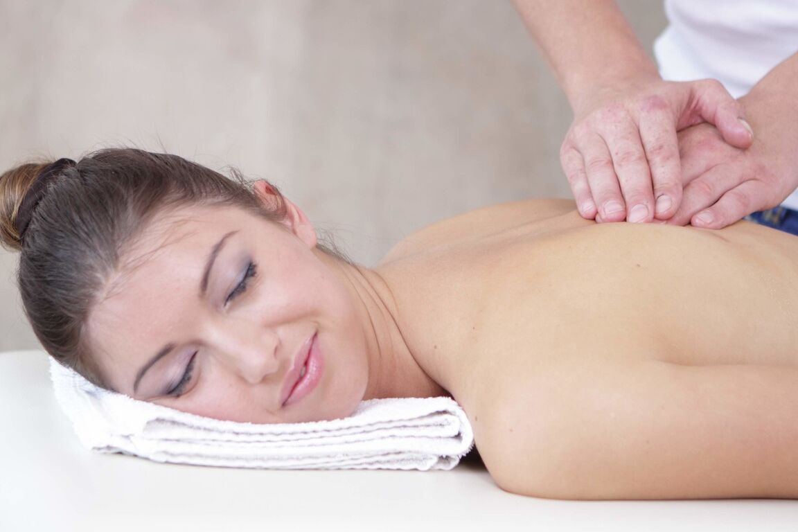 21P Adorable teen Susan Ayn gets her twat filled by a masseur on a massage table