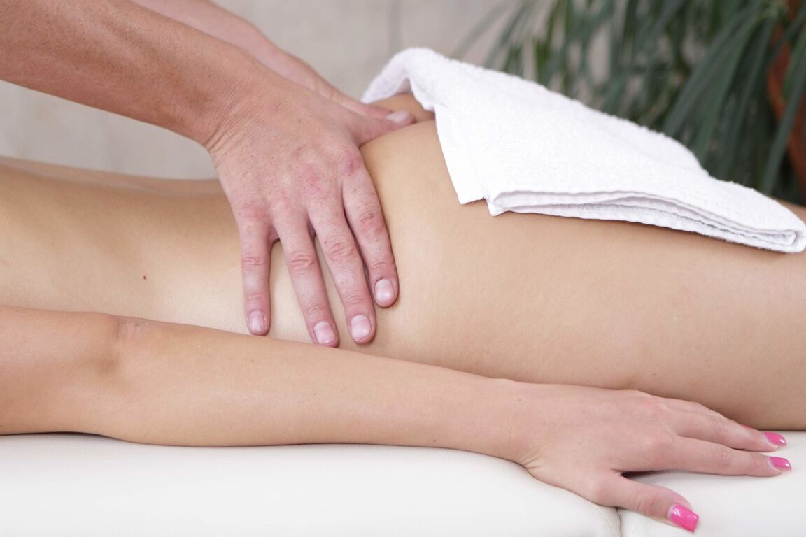 21P Adorable teen Susan Ayn gets her twat filled by a masseur on a massage table