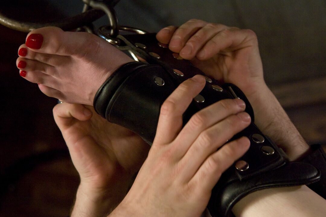 21P Busty MILF Mz Berlin gets tortured while hanging from the ceiling upside down