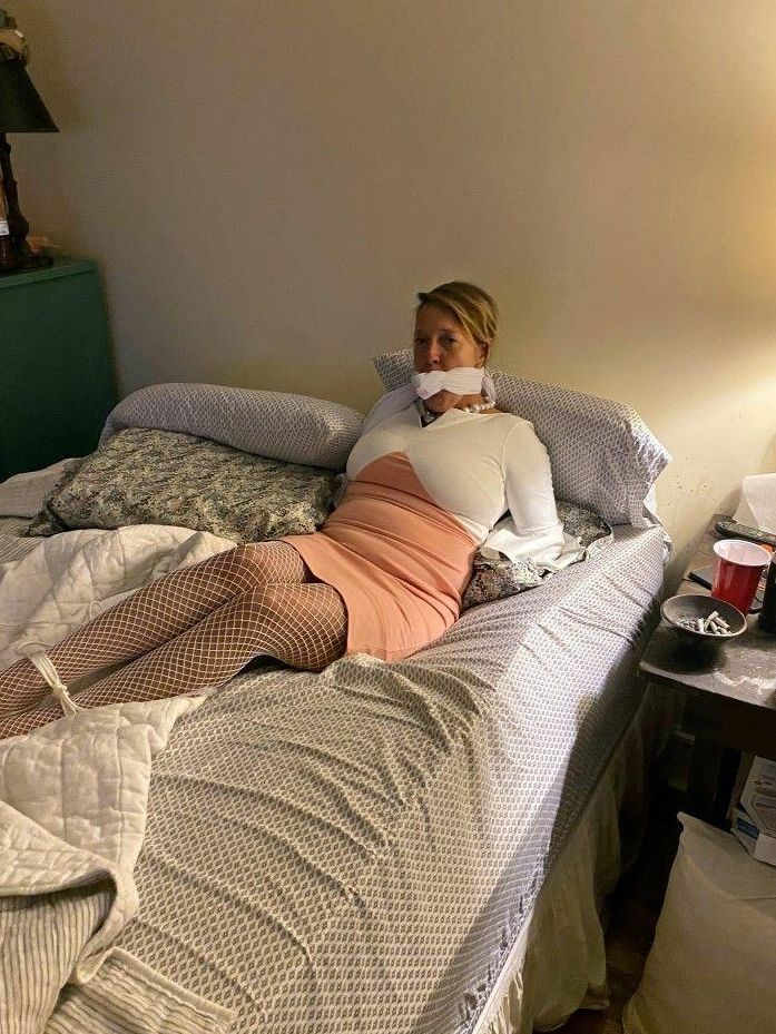 13P Amateur lady Meyer is gagged and restrained in various locations at home