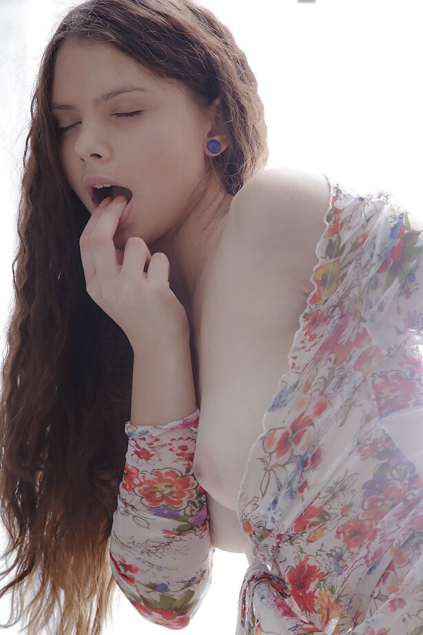 16P Masturbating teen babe Peachy B is caught on camera in action