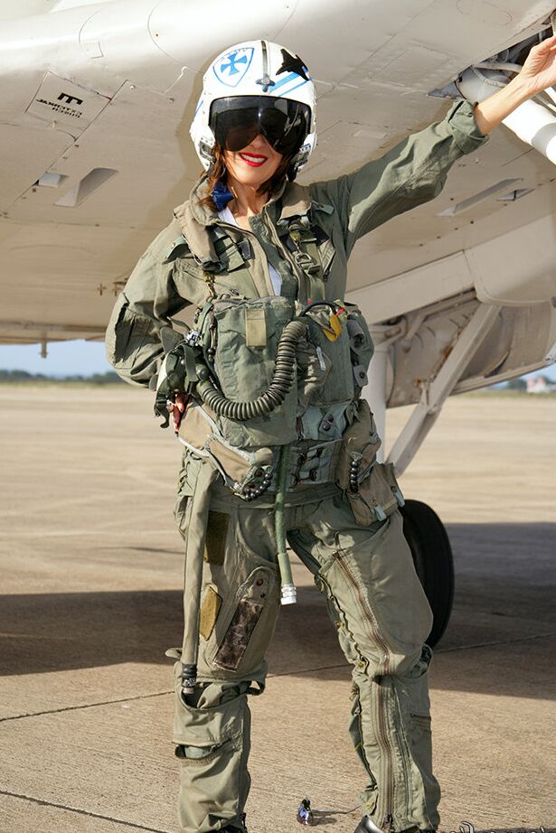 16P Sizzling mature babe Roni strips from military air force uniform