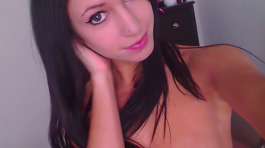 15P Catie Minx back at it with her favorite tool of the slut trade the Hitachi
