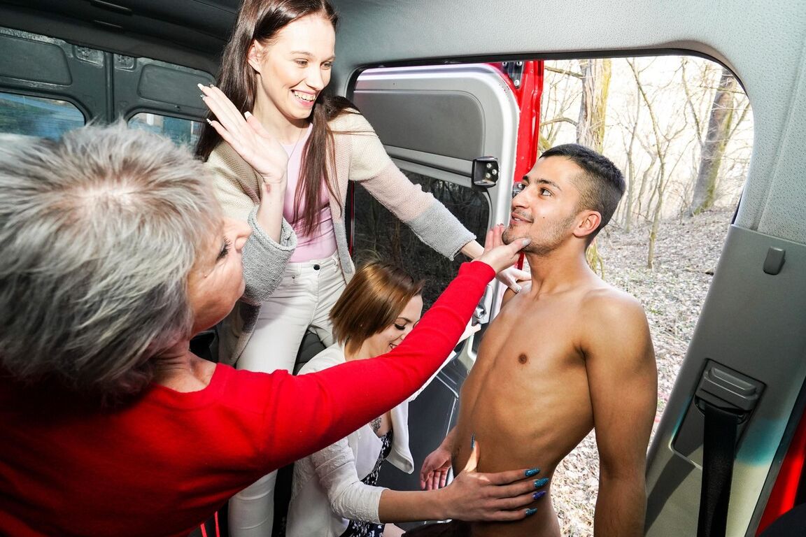 21P Maduro Van Nela Decker, Bianca M, Bambi S, Mito Kovac