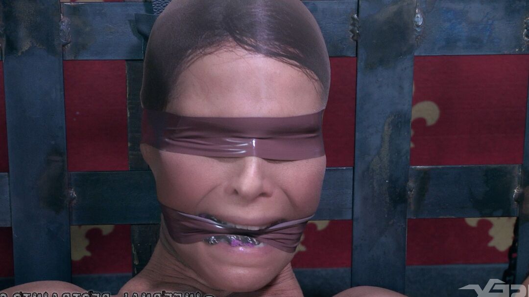 14P 従順な熟女シレン・デ・メールがホットなBDSMシーンで拘束され拷問される