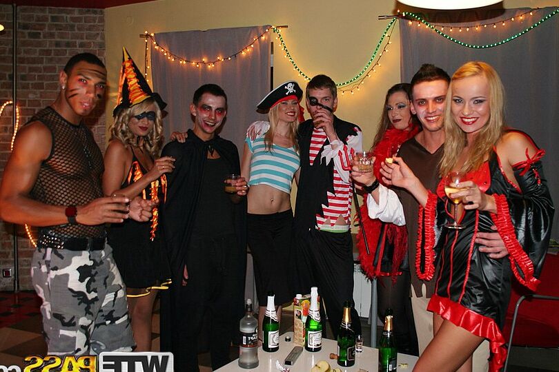 16P College students have group sex while attending a Halloween party