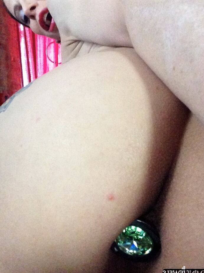 12P Jasmine Jewels Autorretrato lencería sexy