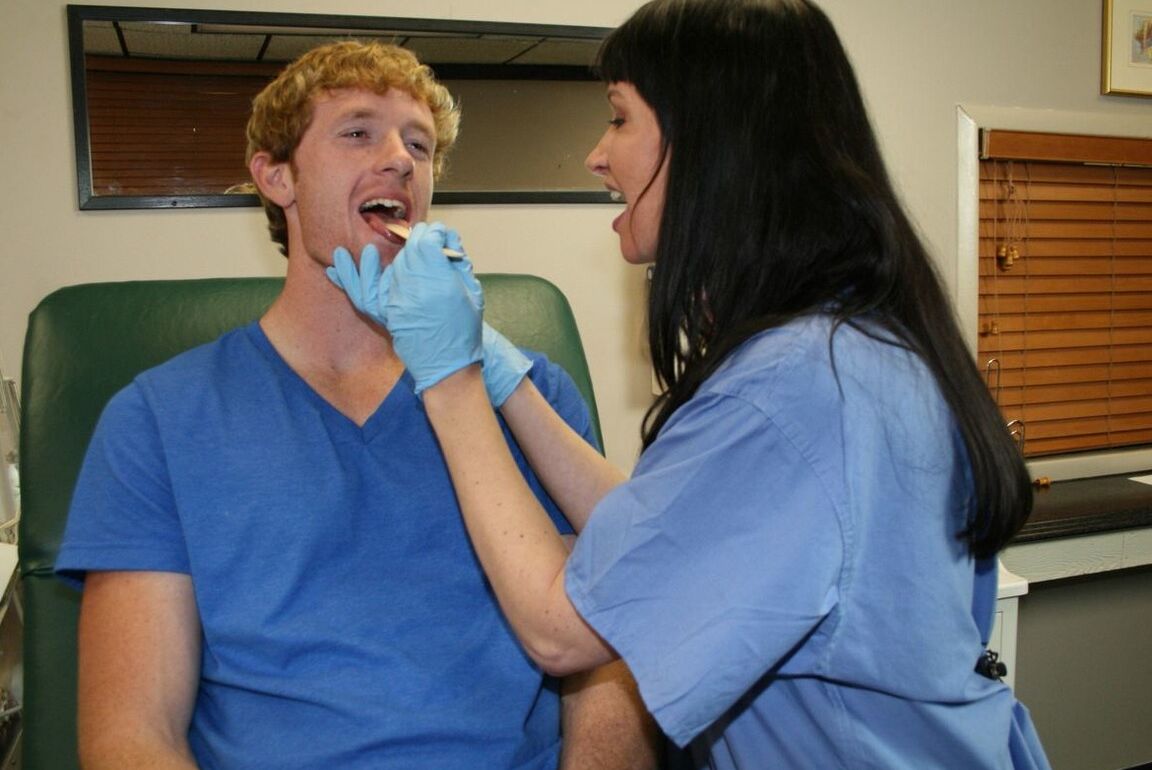 17P Hot nurse Angie Niore takes care of a patient by using her lips on his cock