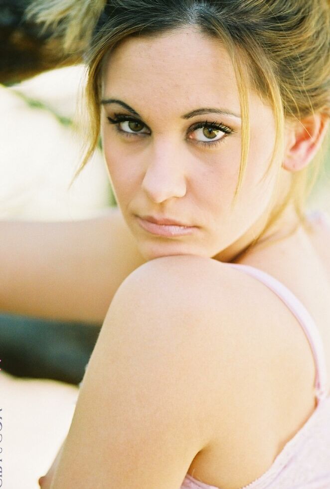 18P FTV Chicas Kinzie Kenner