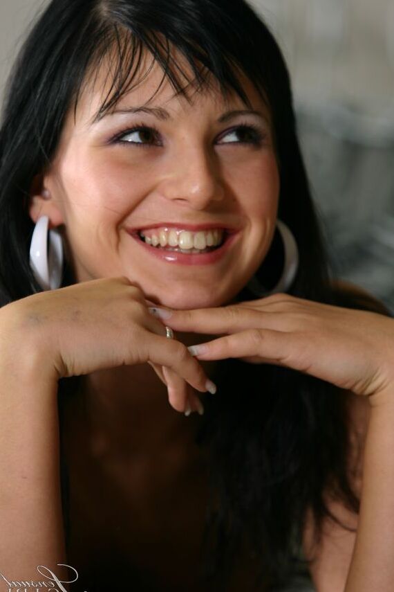 10P Brunette solo girl Mili Jay has such a pretty face and erect nipples as well