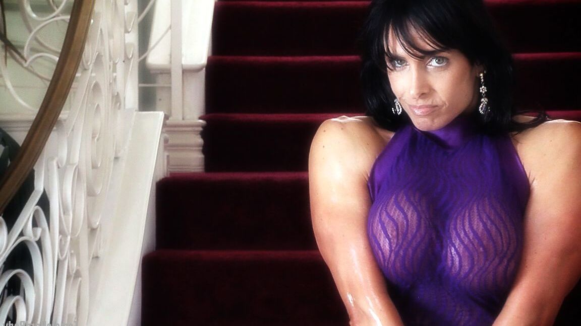 21P Garota musculosa Flix Elise Penn