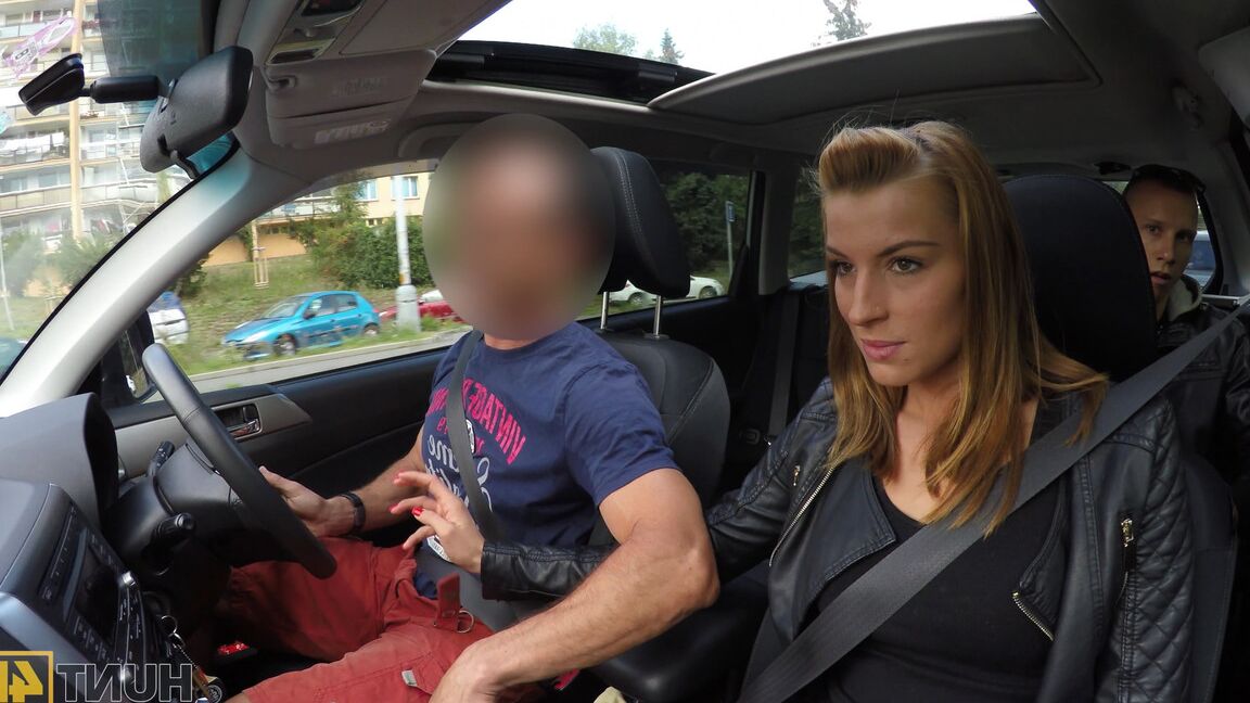 21P Busty amateur gold digger fucks in POV after afternoon car ride