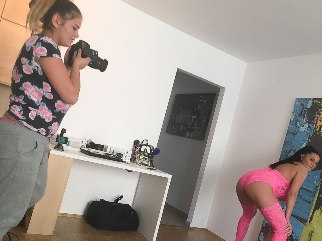 16P Mis Tetas Sin Censura Erin Star, Helen Star