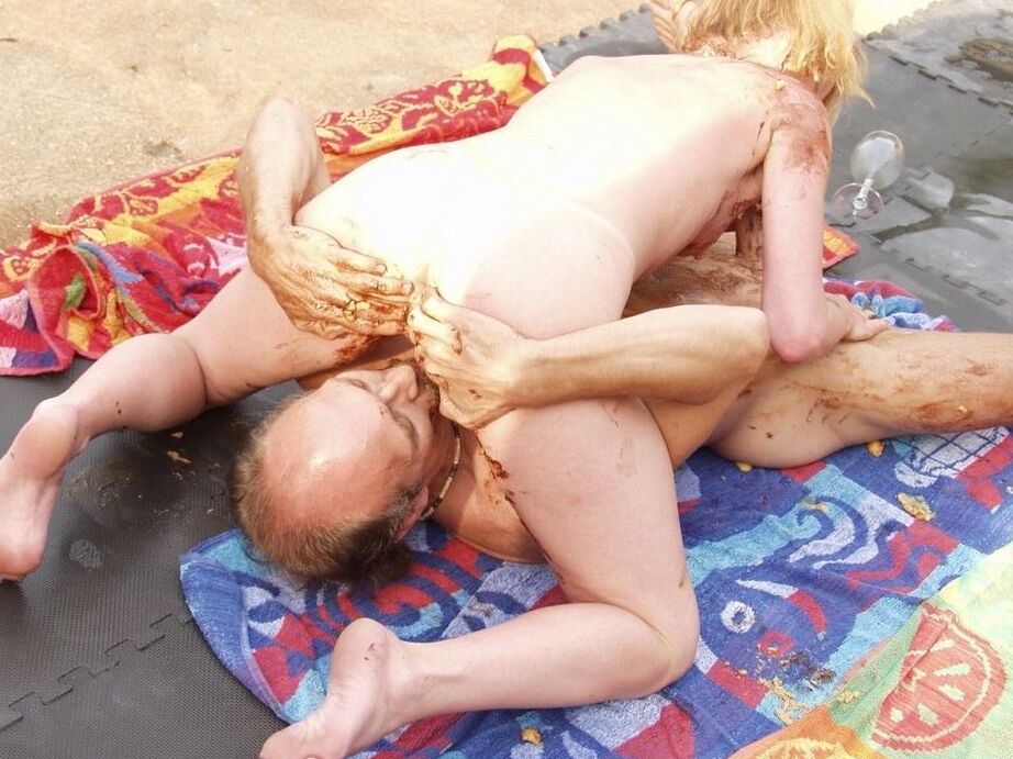 21P Un idiot amateur baise Nenita Burningham