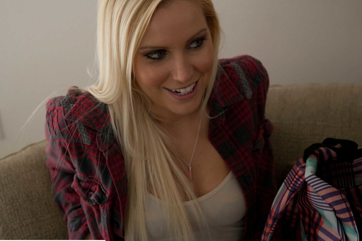 21P Naughty America Alec Knight, Vanessa Cage