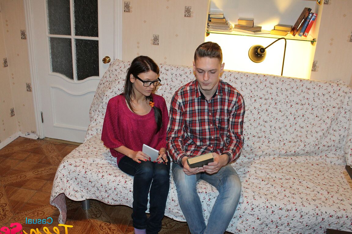 21P Geeky amateur girlfriend Nesti gets cum on her glasses after intense fucking