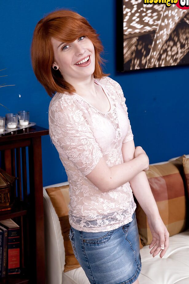 16P Redheaded babe Sadie Kennedy revealing small 18 year old breasts