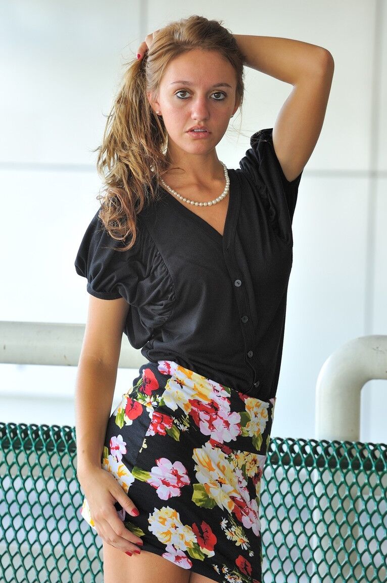 21P Bombshell in a hot secretary outfit Summer toying her horny pussy in public