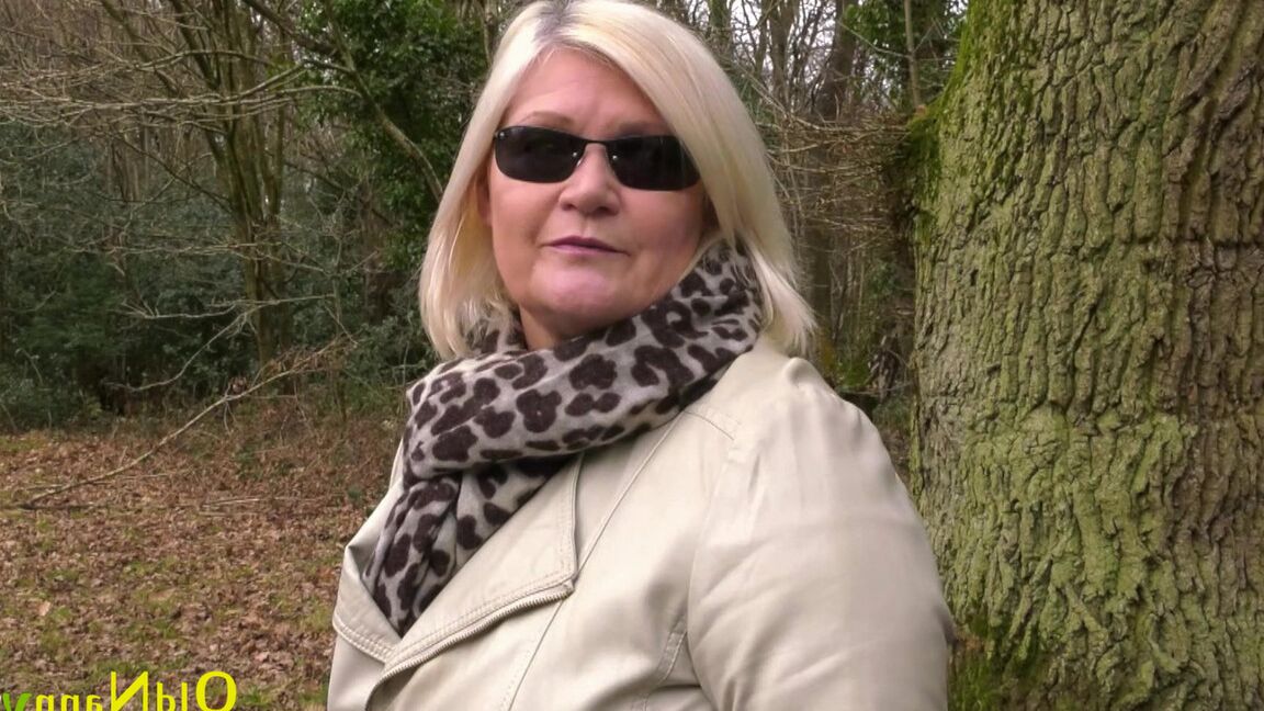 21P Reife Lesbe Lacey Starr