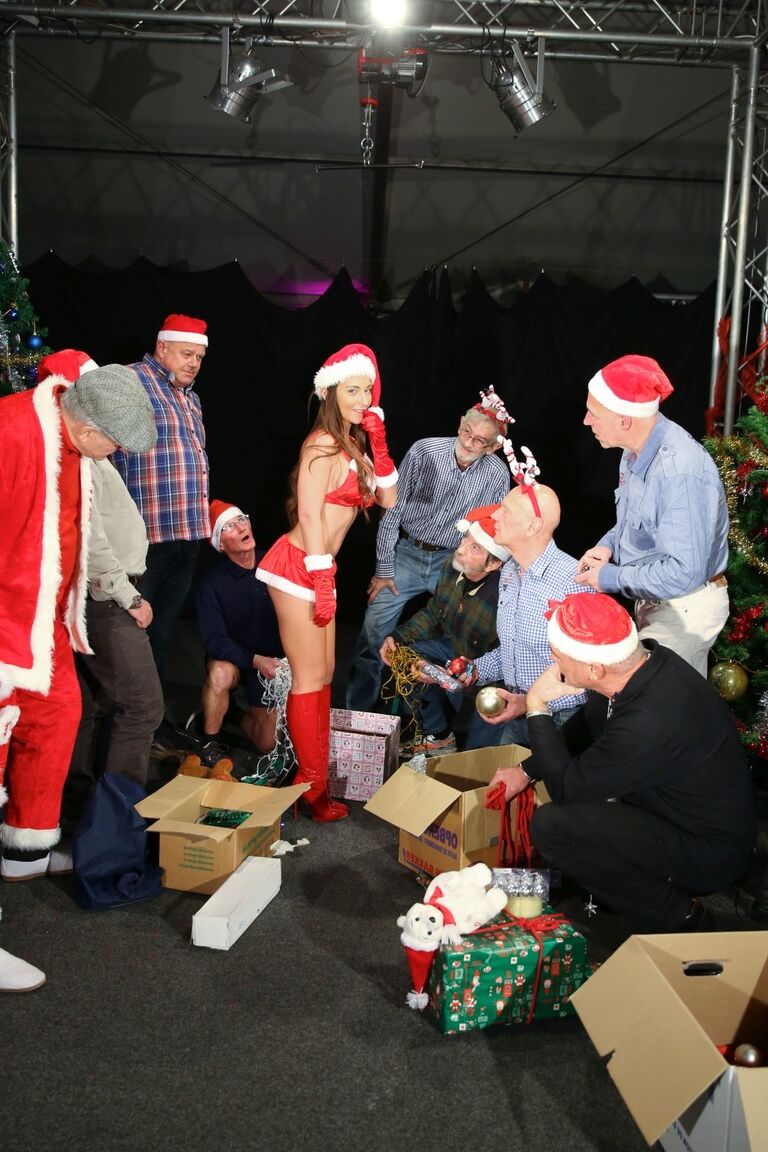 21P Hottie in a sexy Xmas outfit Julie Skyhigh gets gangbanged by old men