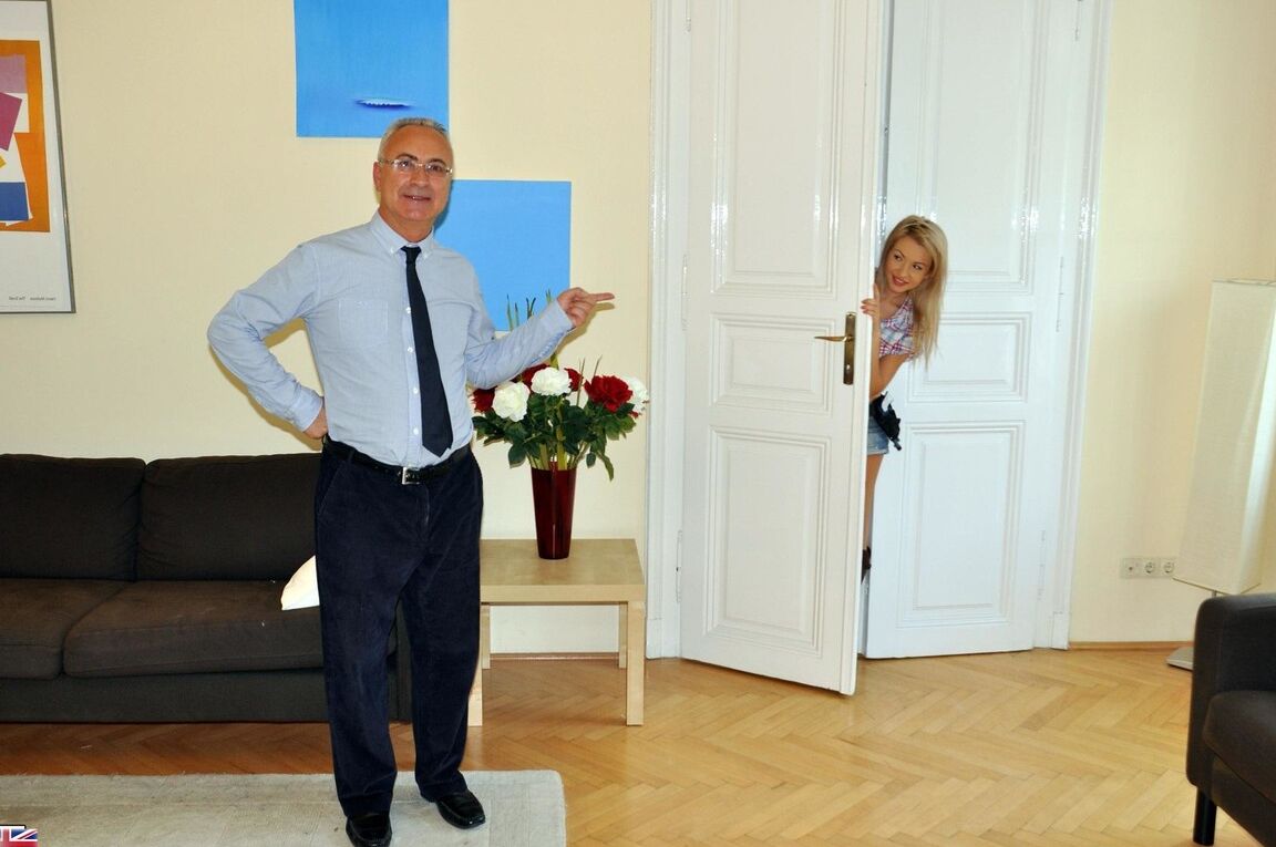 21P Jim Slip Sasha