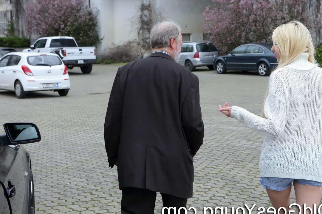 16P What is it about very old men that gets Ellen Jess' pussy soaking wet We have