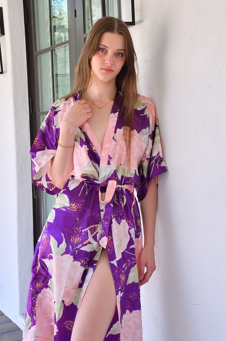 15P FTV Girls Le kimono violet