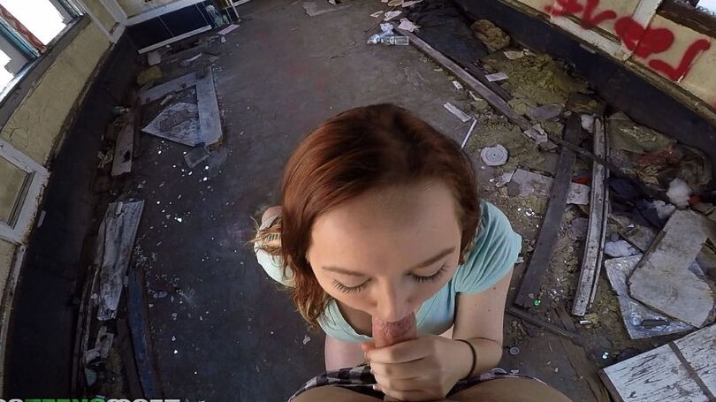 16P Ginger babe Leigh Rose chupa um pau, pega doggystyle e monta nele