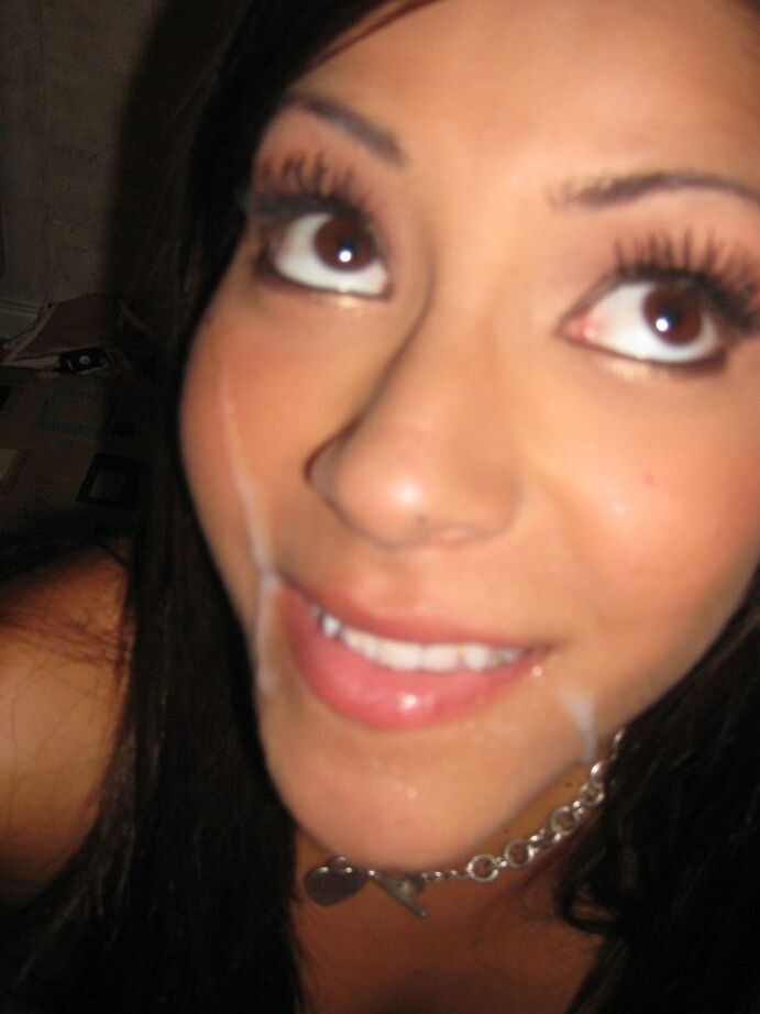 16P Young girlfriend Lovanna filmed when enduring cock deep in her shaved peach