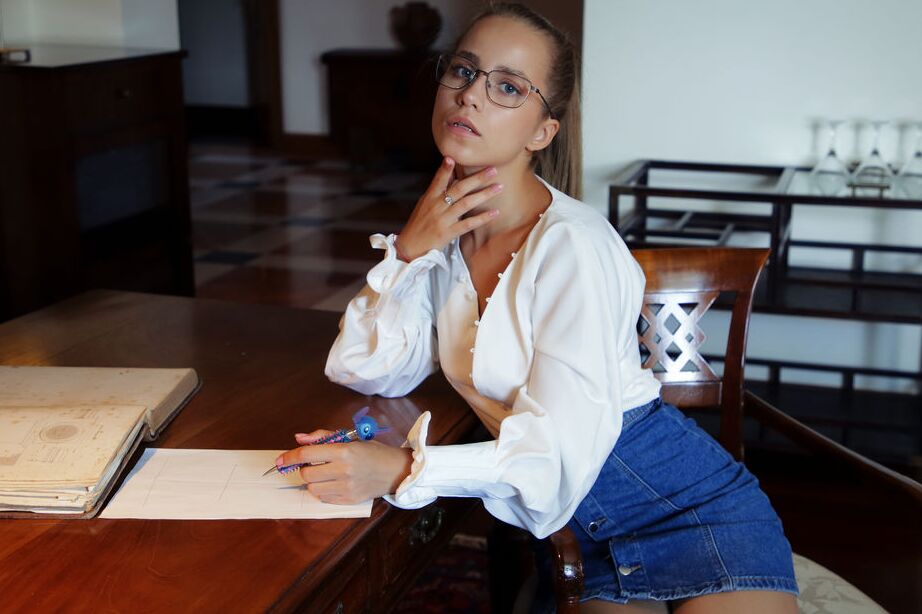 12P Leggy teen Cassia plays with her moist pussy while in a study