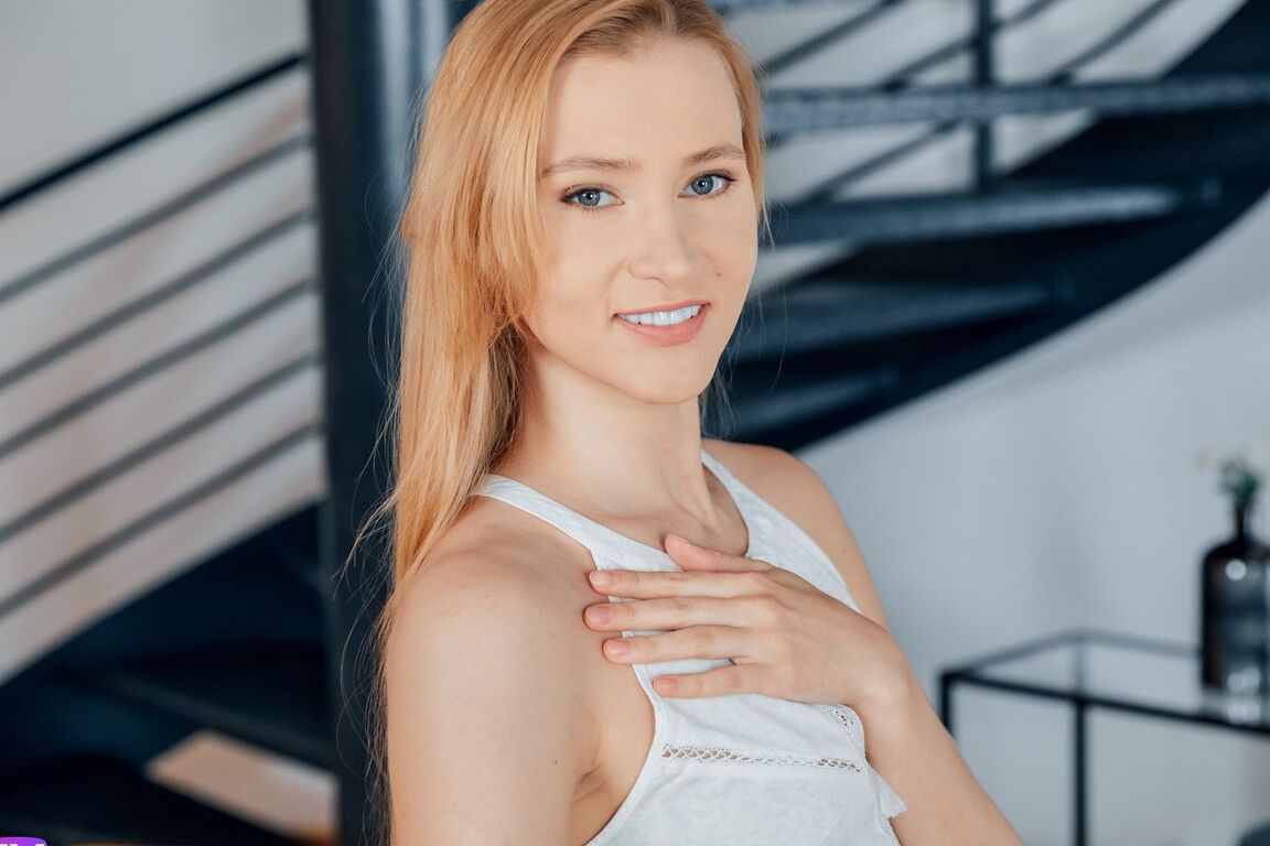 16P Beautiful Ivi Rein is about to go to a party She puts on a sexy outfit, but