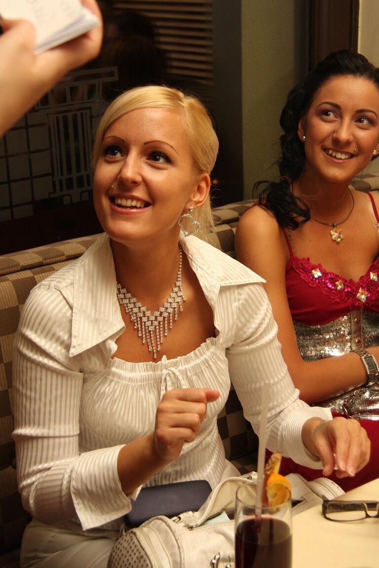 21P Viv Thomas Cj A, Ella A, Jana Miartusova