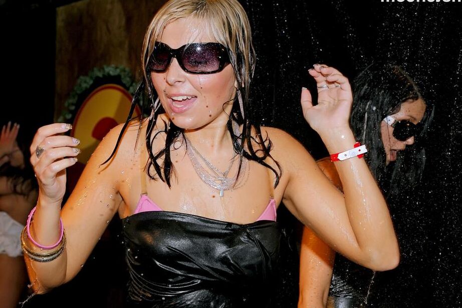 16P Drunk chicks get soaked to the bone before commencing on group sex games