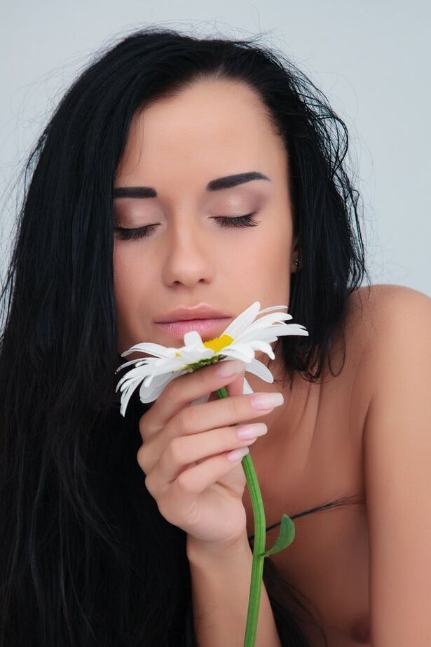 18P Dark haired virgin Candice B flaunts flat chest and smooth cunt after bath