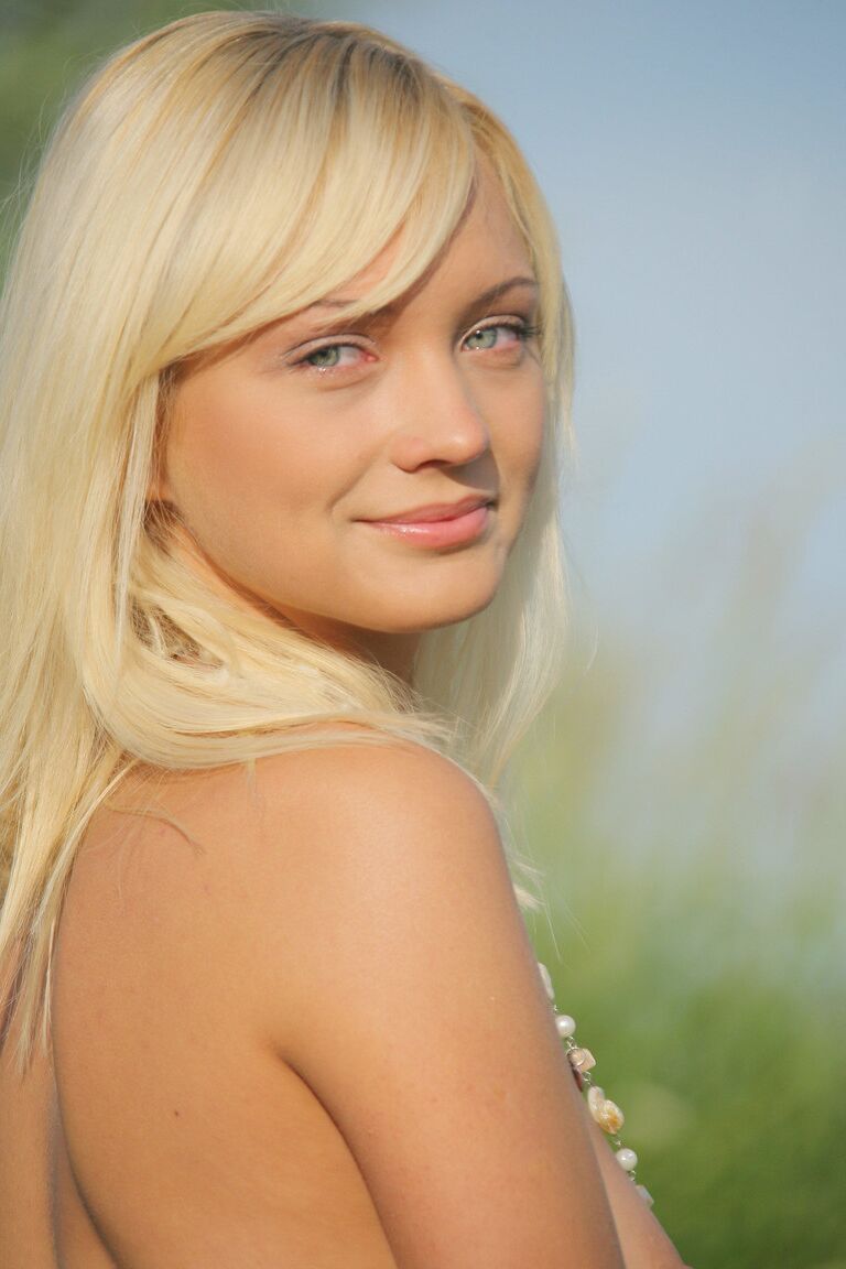 21P Beleza Erótica Lada D