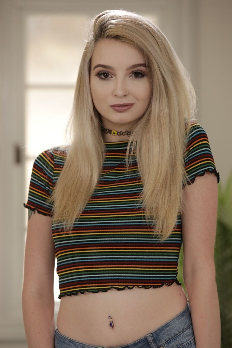 21P Little teen in jean shorts Lexi Lore feeds herself with a rod while studying