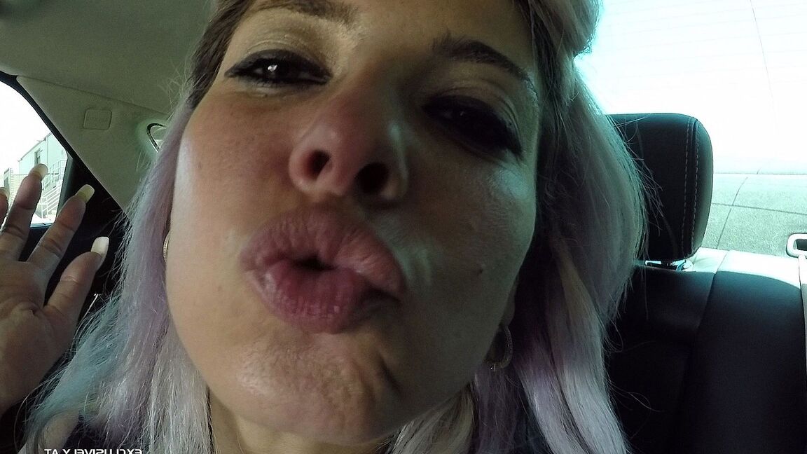 21P La rusa Alana hambrienta de semen recibe 7 creampies en estado salvaje