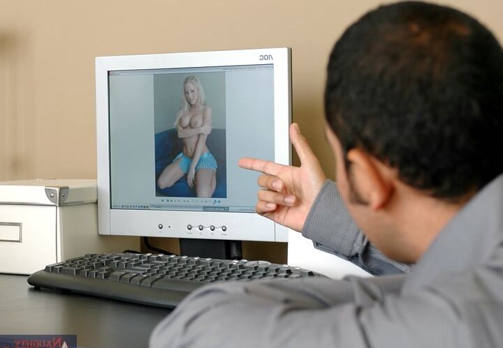 20P Blonde amerikanische MILF fickt ihren Casting-Direktor