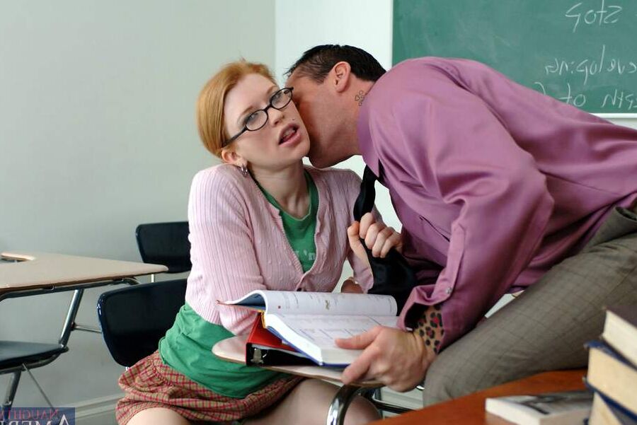21P Naughty Bookworms Joey Ray, Madison Young