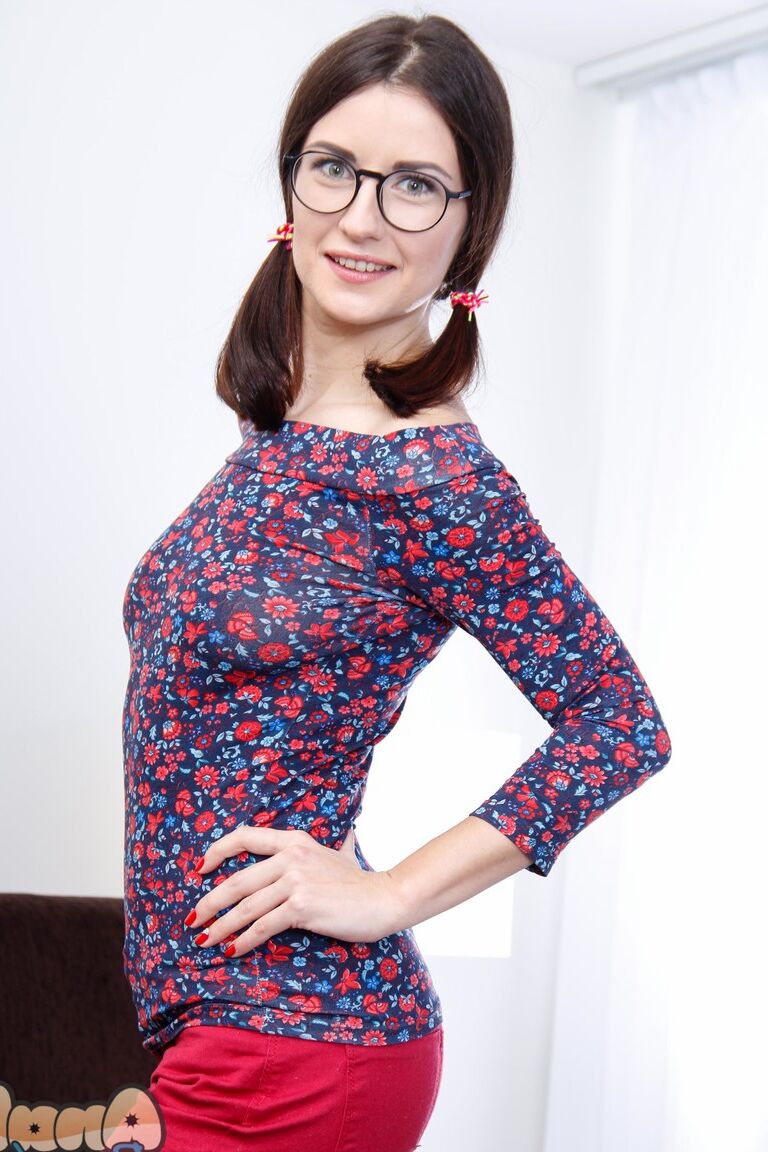 21P Anal Beauty Ambika Gold
