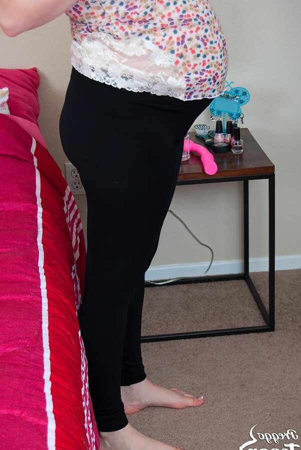 12P Pregnant girl Tegan is getting horny playing with her pink dildo