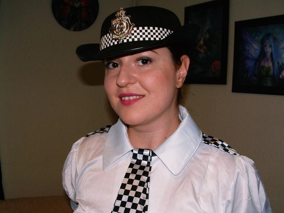 16P Black Fox Bound WPC Madalina