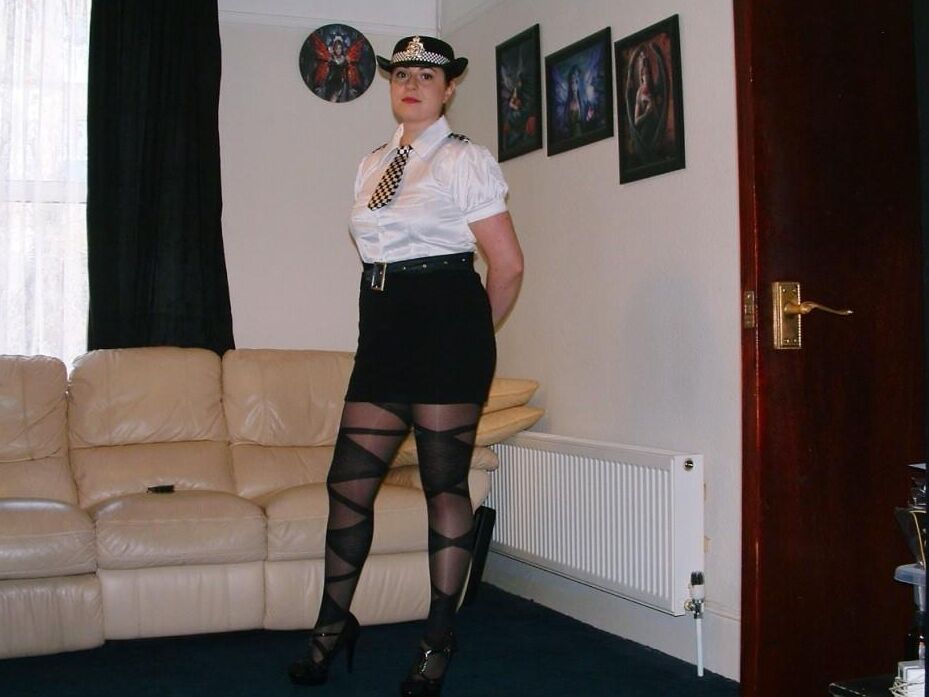 16P Black Fox Bound WPC Madalina