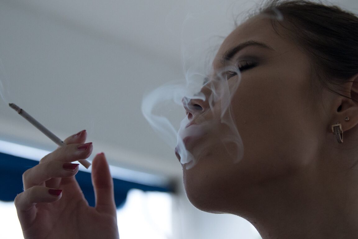 21P La Vie Érotique Avril