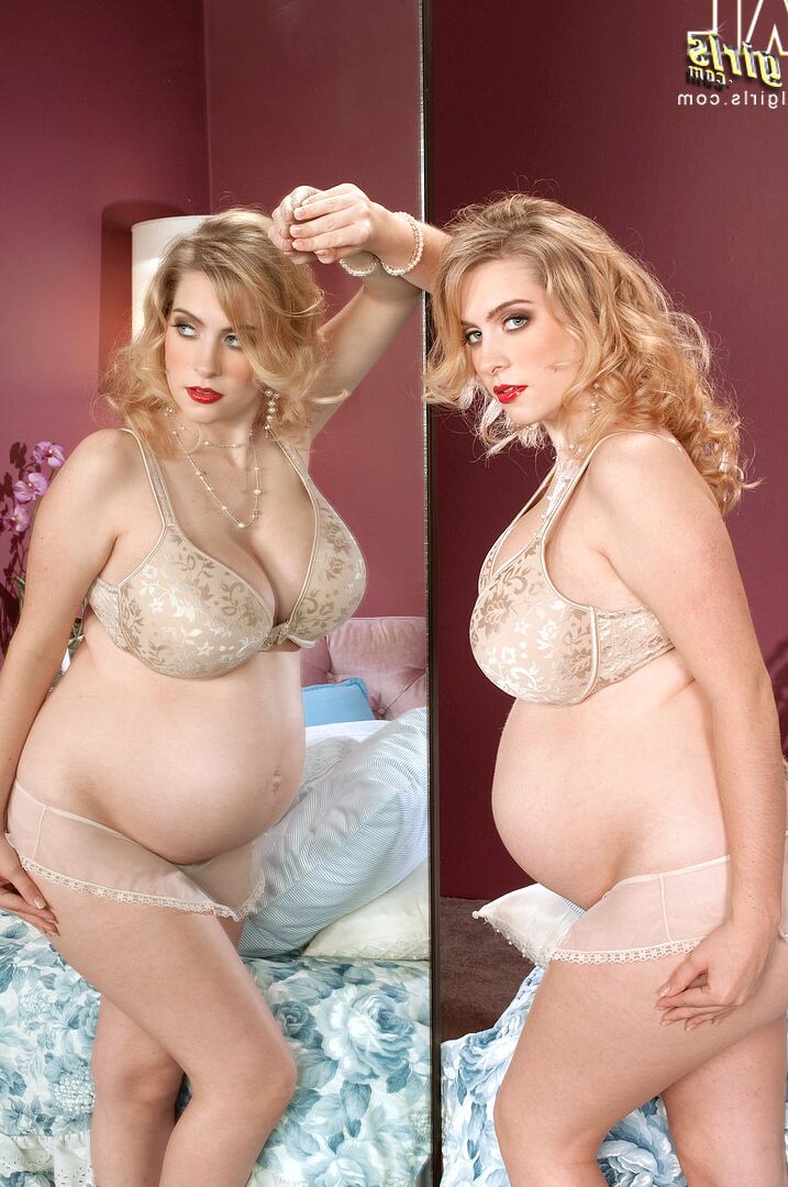16P 40 Algo Mag Topless Maduras Tetas Grandes Grávidas