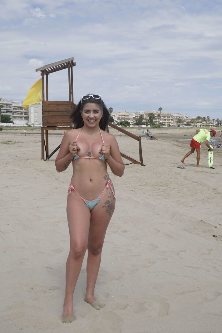 12P Are you ready to have some fun on the beach Kitty is here to join you and